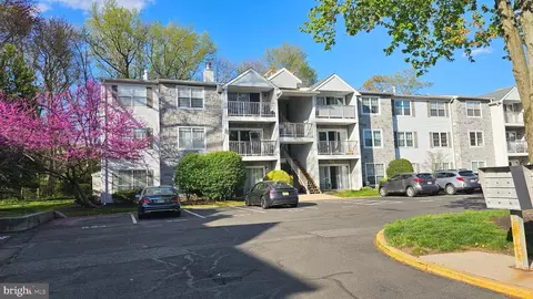 17 Juniper Way, Hamilton, NJ 08619