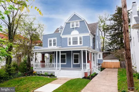 940 Berkeley Ave, Trenton, NJ 08618
