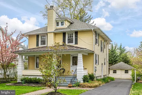 110 W Welling Ave, Pennington, NJ 08534
