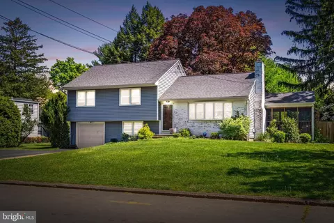 13 Ramson Ave, Ewing, NJ 08628