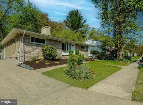 208 Eldridge Ave, Lawrenceville, NJ 08648