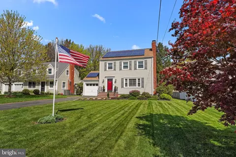 Exterior - 30 Hilltop Rd, Ewing, NJ 08628 photo 5 of 17