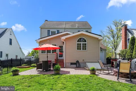 Exterior - 30 Hilltop Rd, Ewing, NJ 08628 photo 9 of 17
