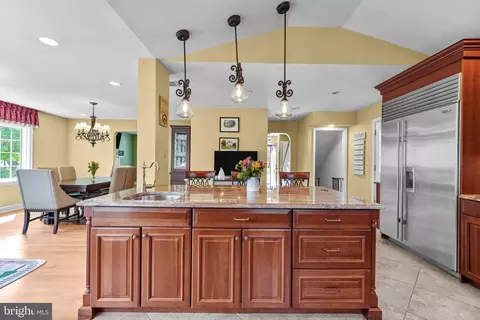 Kitchen - 30 Hilltop Rd, Ewing, NJ 08628 photo 5 of 6