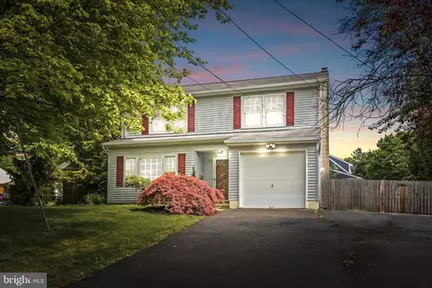 72 Bunker Hill Rd, Lawrenceville, NJ 08648