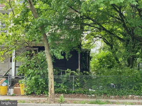 619 Stuyvesant Ave, Trenton, NJ 08618