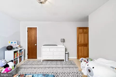 Bedroom - 11 Colleen Cir, Ewing, NJ 08638 photo 3 of 4