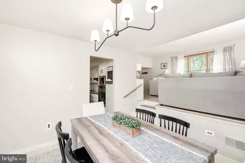 Dining - 11 Colleen Cir, Ewing, NJ 08638 photo 2 of 2