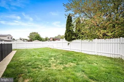 Exterior - 11 Colleen Cir, Ewing, NJ 08638 photo 9 of 9