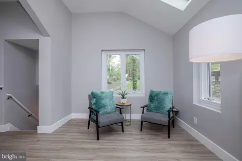 Entry Way - 1 Jacobs Creek Rd, Ewing, NJ 08628 photo 3 of 3