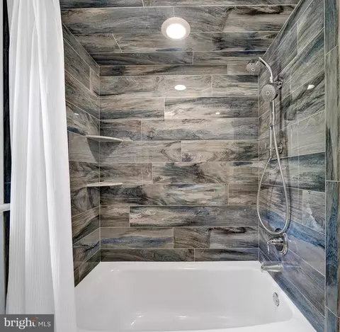 Bath - 84 Lochatong Rd, Ewing, NJ 08628 photo 4 of 4