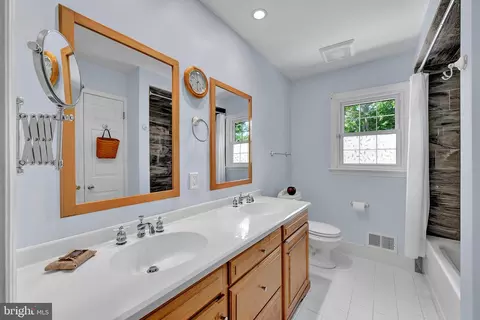 Bath - 84 Lochatong Rd, Ewing, NJ 08628 photo 3 of 4