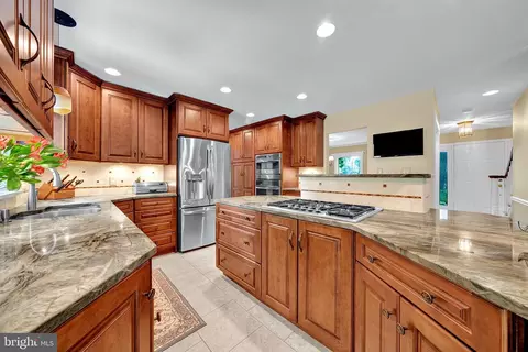 Kitchen - 84 Lochatong Rd, Ewing, NJ 08628 photo 3 of 7