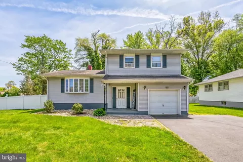 21 Brattle, Ewing, NJ 08638