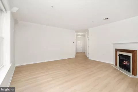 617 Masterson Ct, Ewing, NJ 08618 photo 11