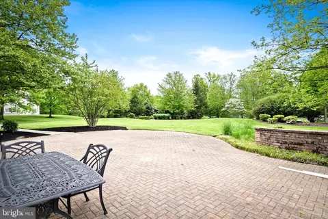 617 Masterson Ct, Ewing, NJ 08618 photo 39