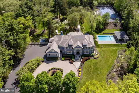 46 Heather Ln, Princeton, NJ 08540