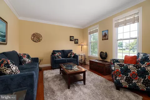22 Compton Dr, East Windsor, NJ 08520 photo 4