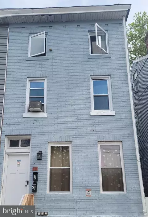88 Spring St, Trenton, NJ 08618