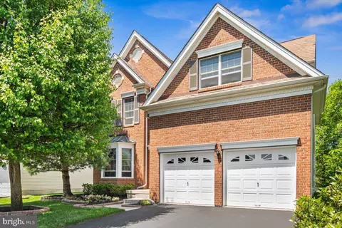 38 Devonshire Dr, Princeton, NJ 08540 photo 3