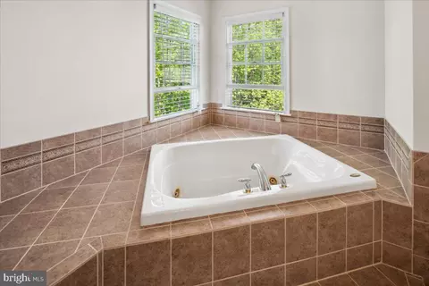 38 Devonshire Dr, Princeton, NJ 08540 photo 31