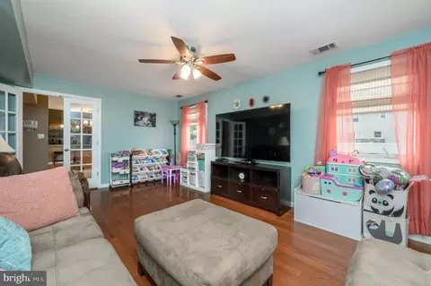 3 Hoffman Dr, Hamilton, NJ 08690 photo 8