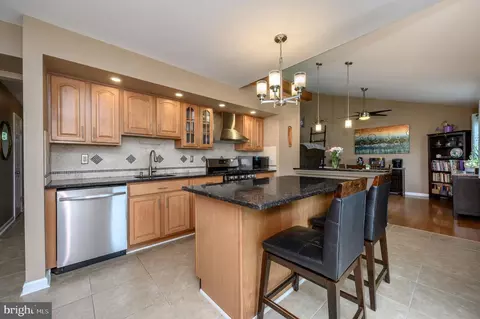 3 Hoffman Dr, Hamilton, NJ 08690 photo 11