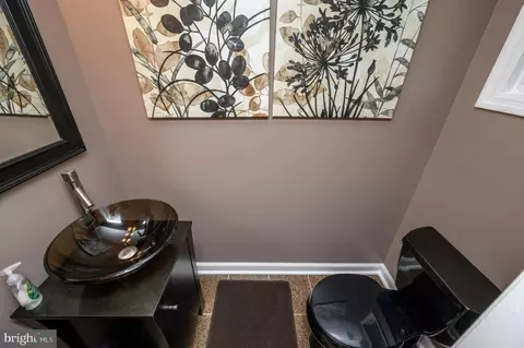 3 Hoffman Dr, Hamilton, NJ 08690 photo 4