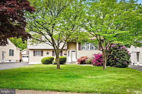 34 Sherbrooke, Ewing, NJ 08638