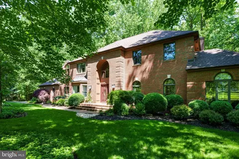 135 Arreton Rd, Princeton, NJ 08540