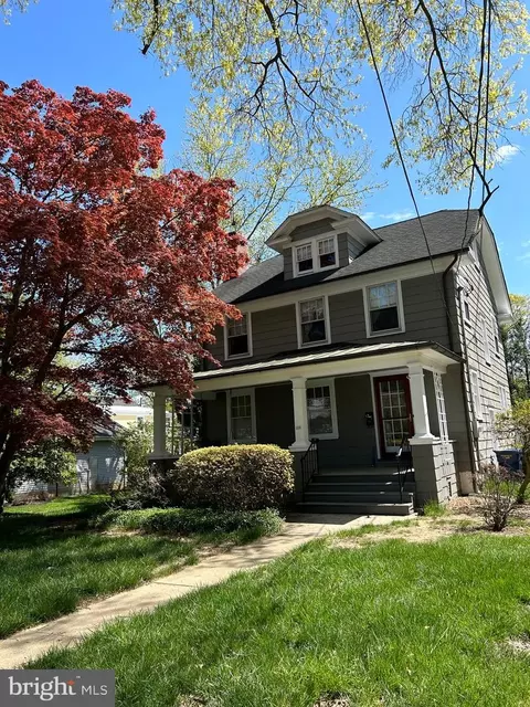 106 W Welling Ave, Pennington, NJ 08534