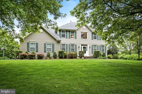 3 Anderson Ln, Robbinsville, NJ 08691