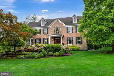 27 Random Rd, Princeton, NJ 08540