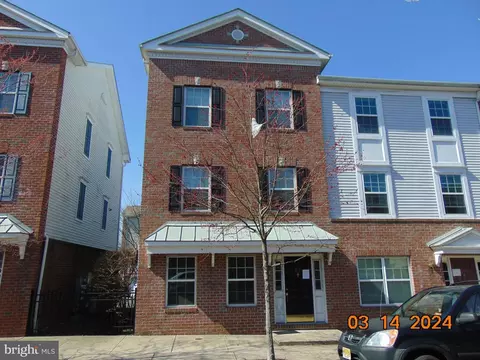 727 Centre St, Trenton, NJ 08611