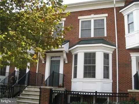 54 Union St, Robbinsville, NJ 08691
