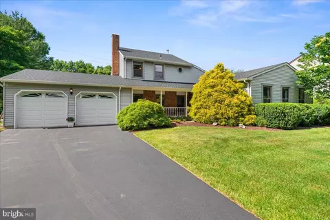 6 Auburn Pl, Princeton Junction, NJ 08550