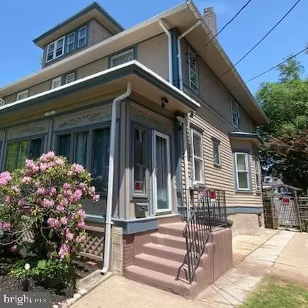 1810 Riverside Dr, Trenton, NJ 08618