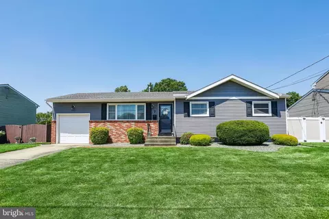 7 Claude Rd, Hamilton, NJ 08620