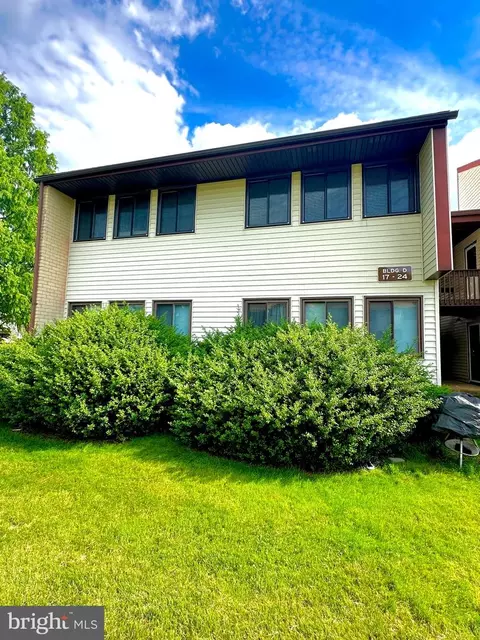 22 Avon Drive # d, Hightstown, NJ 08520