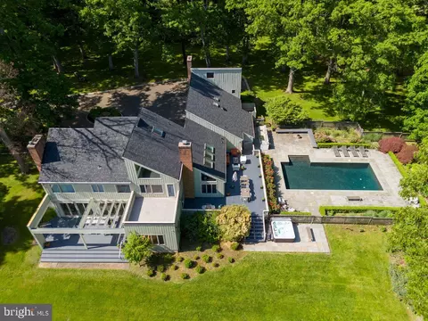 451 Cherry Hill Rd, Princeton, NJ 08540