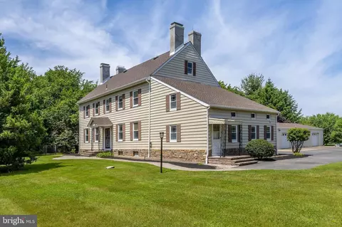 106 Compton Cir, Robbinsville, NJ 08691