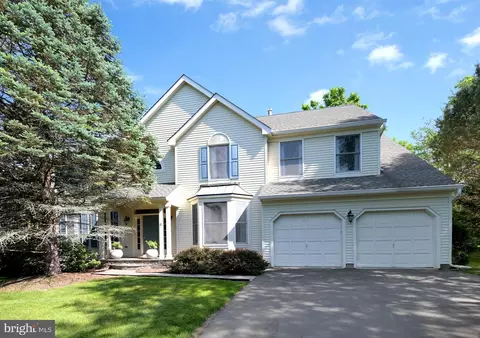 32 Fleming Way, Princeton, NJ 08540