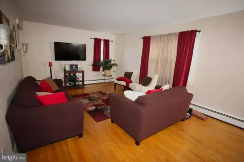 213 Upland, Ewing, NJ 08638 photo 5