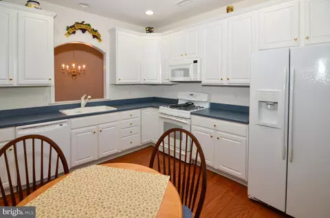 142 Sparrow Dr, Hamilton, NJ 08690 photo 10