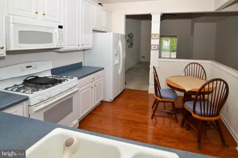 142 Sparrow Dr, Hamilton, NJ 08690 photo 6