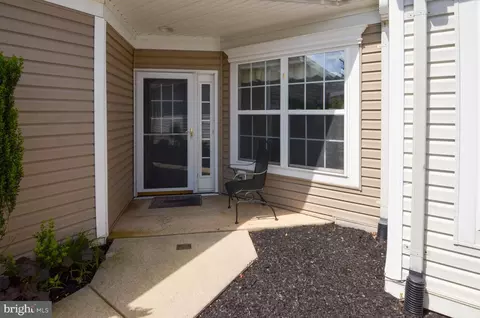 142 Sparrow Dr, Hamilton, NJ 08690 photo 2