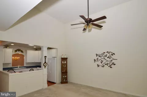 142 Sparrow Dr, Hamilton, NJ 08690 photo 9