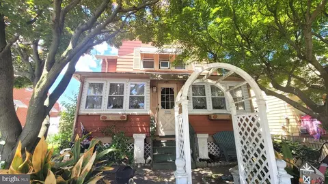 145 Caroline Ave, Hamilton, NJ 08610
