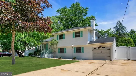 2017 Whatley Rd, Hamilton, NJ 08690