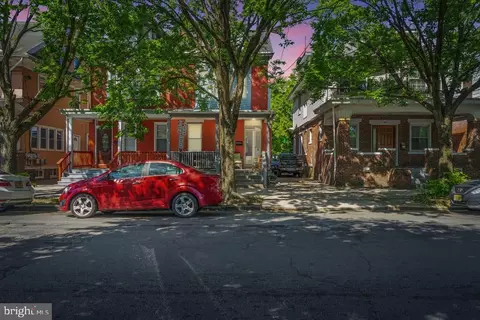 709 Monmouth St, Trenton, NJ 08609